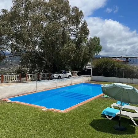Villa Paradise - Alminares