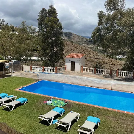 Paradise - Alminares Villa