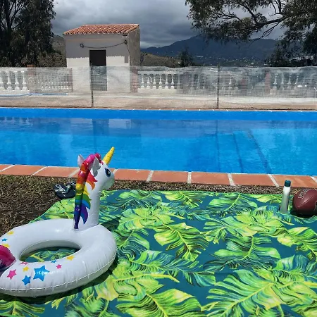 Paradise - Alminares Villa Nerja